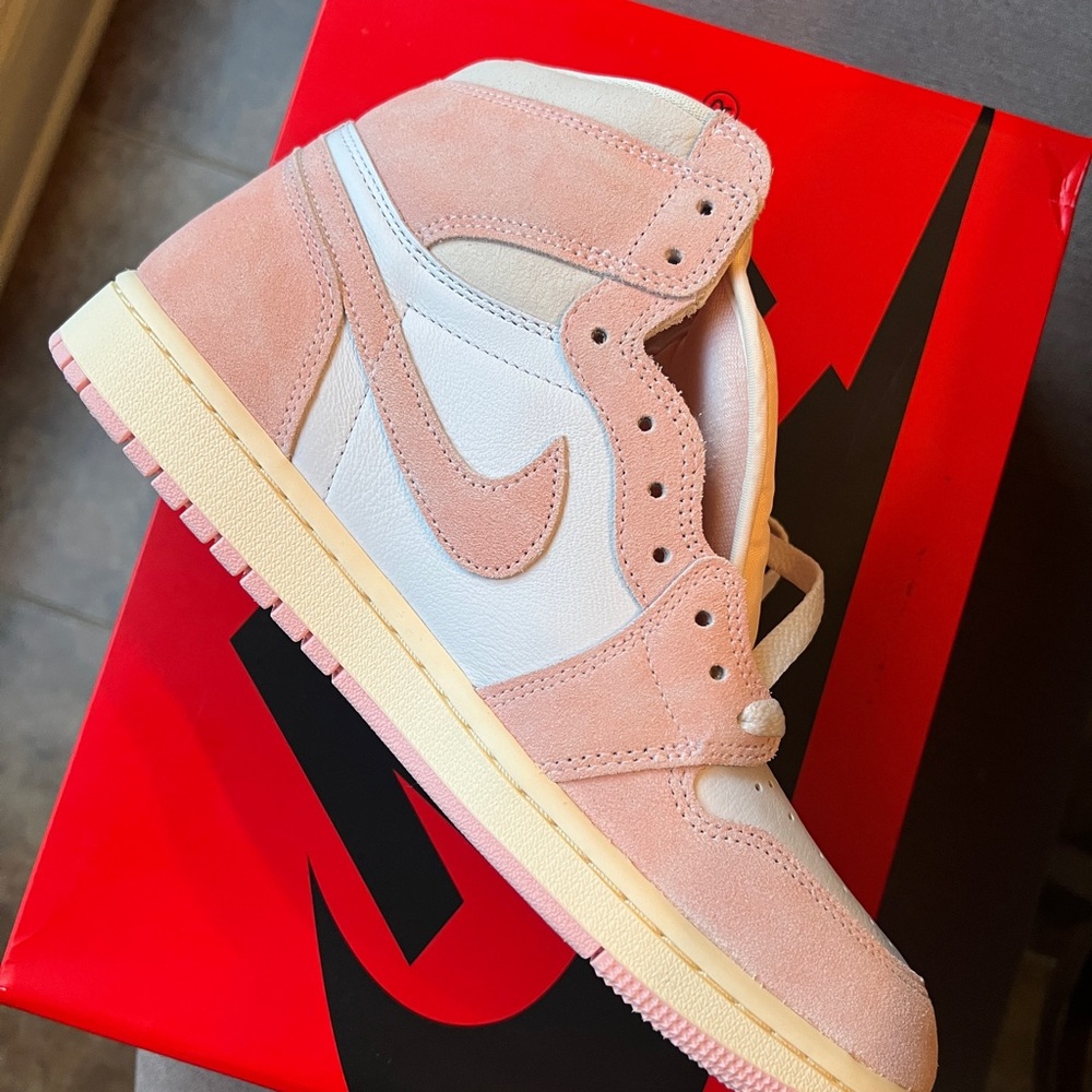 Air Jordan 1 Retro High
OG